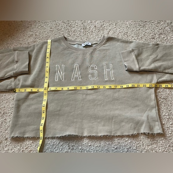 The Nash Collection - NWT Sage cropped sweatshirt. Size L/XL - Picture 7 of 7